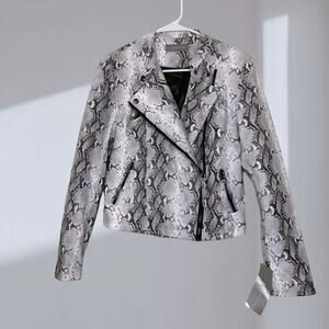 NWT Bagatelle Snakeskin Moto Jacket – Gray/Black (Women’s Small)